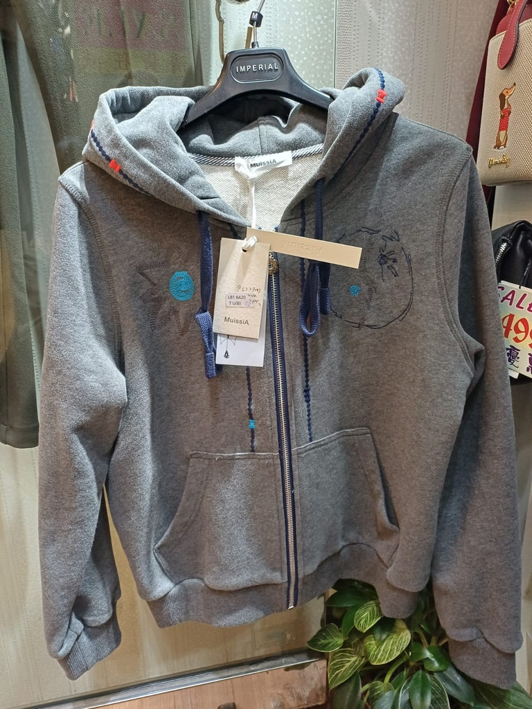 灰色卡通刺繡拼色帽衫